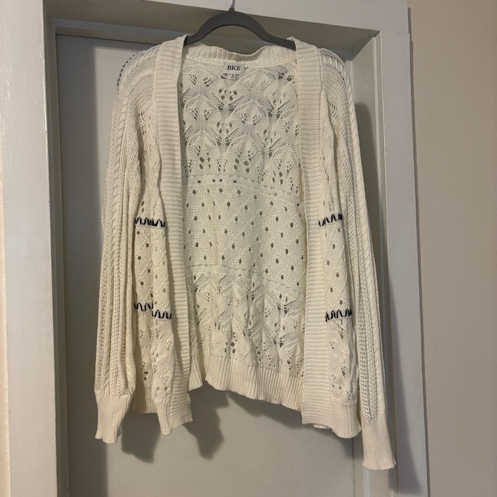 BKE Women's Cream Open-Front Cardigan